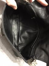 Magnifique sac à main en cuir véritable  très bonne qualite