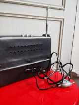 Radio vintage from Singapore