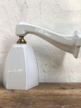 Applique en porcelaine et opaline années 1920