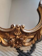miroir baroque en résine dorée