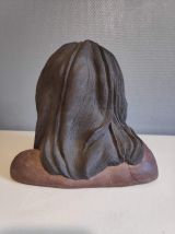 buste  en terre cuite jeune femme accoudée