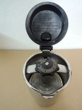 Cafetière à pression vintage