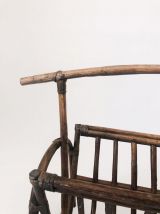 Porte-revue vintage en rotin