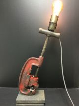 Lampe coupe tube 