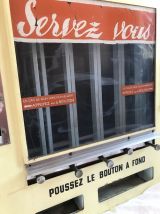 Distributeur confiseries vintage
