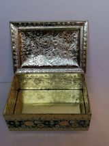 Boîte tôle émaillée