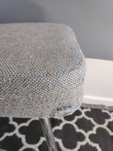 chaise de bureau "traineau" tissu gris et métal tubulaire 