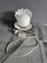 lampe coquille céramique blanche et globe opaline