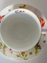 Tasse et soucoupe en porcelaine et sa boîte Easy Life