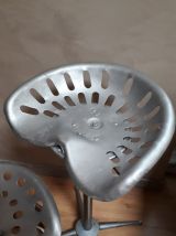 duo tabourets industriel  galvanise  pivotant  assise mais n