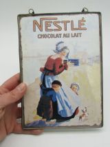 carte postale publicitaire chocolat Nestlé sous verre