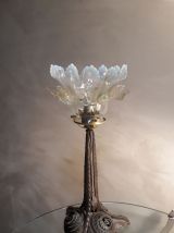  lampe a tulipe opalescente art nouveau 1900 a 1930 fer forg