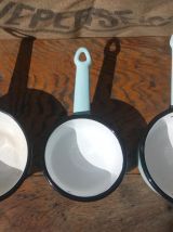 Lot de 4 casseroles émaillées - Années 50