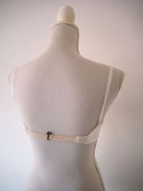 Soutien-gorge brassière en satin de soie blanc nacre vintage