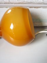 Globe de suspension lampe abat jour verre opaline ocre vinta