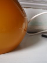 Globe de suspension lampe abat jour verre opaline ocre vinta