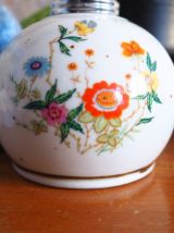 Ancienne burette en porcelaine fleurs vintage