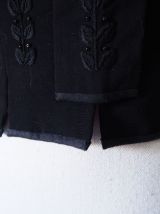 Corsage dirndl bavarois autrichien en laine noire vintage