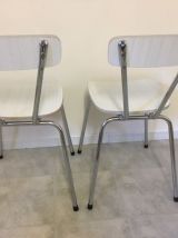 Lot de 2 chaises en formica blanches