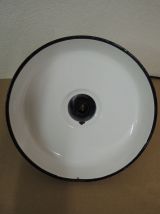 Suspension émaillée noire