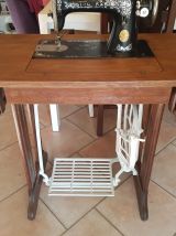 Machine à coudre ancienne