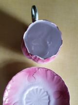 Tasse très ancienne en forme de rose avec grande soucoupe