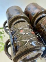 8 mugs en céramique vintage