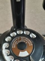 Téléphone en bakélite