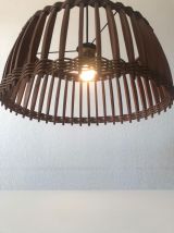 Suspension en bois et osier