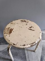 tabouret d'atelier 3 pieds métal blanc avec axe fileté 