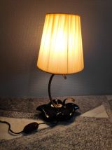 lampe pied en céramique noire et abat-jour en tissu jaune 