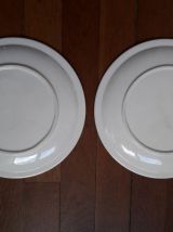 Une paire d'assiettes art-déco