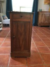 Petit meuble en bois et marbre