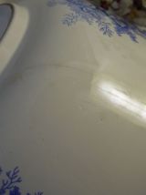Grande vasque ou cuvette de toilette ancienne