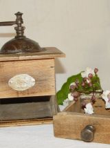 Moulin à café ancien Peugeot-Frères