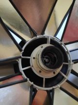 suspension XXL fleur de lotus  Robert Schuytener noir et or