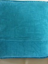 Petit coussin velours côtelé et napperon Vintage