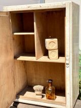 Armoire à pharmacie vintage en bois
