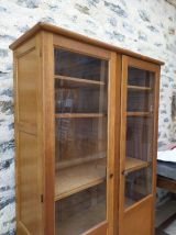 Armoire parisienne vitrée