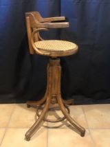 Ancien fauteuil de coiffeur  pour enfant