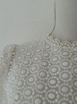 Robe de mariée hippie chic blanche brodée vintage 70's
