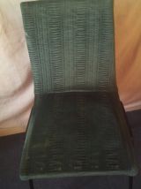 Chaise en tissu velours