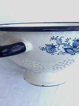 passoire  en acier émaillé, vintage