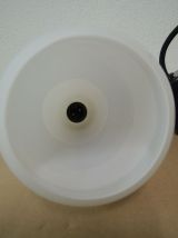 Suspension oblongue opaline mat