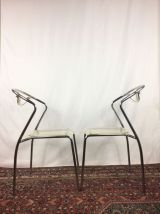 Paire de chaises en plexiglas 80s