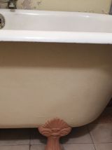 Baignoire en fonte sur pieds