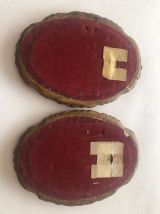 2 anciens cadres en bois doré 