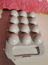 Boîte à œufs vintage 