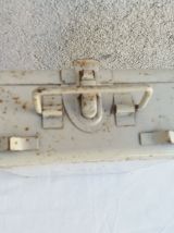 Boîte à pharmacie vintage 