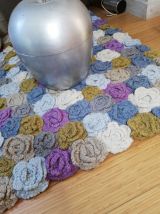 Tapis au crochet vintage pastel fait main 